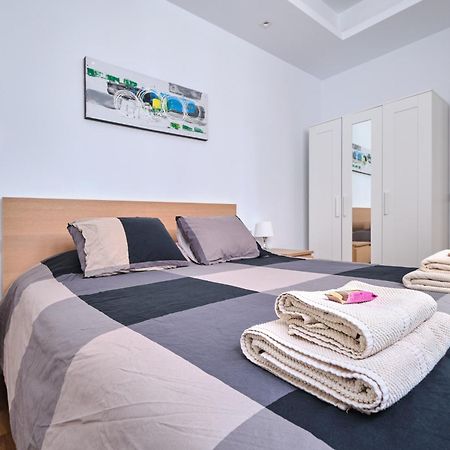 Apartments Vegueta Suite لاس بالماس دي غران كاناريا المظهر الخارجي الصورة